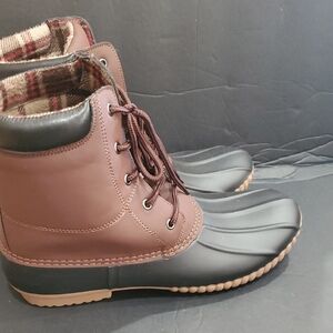 Lucky Brand black brown plaid interior laceup duck boots Size 8 new